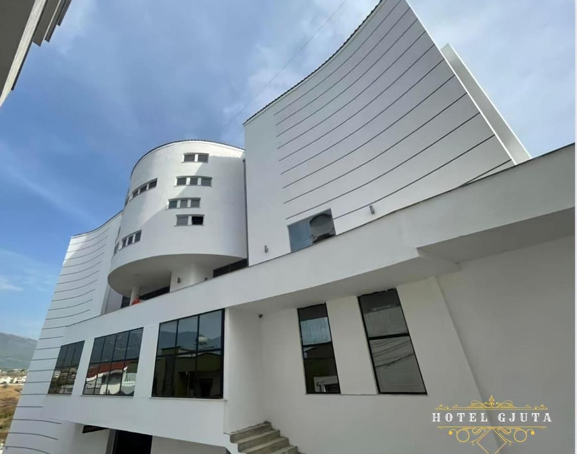 Hotel Gjuta Farke e Madhe Exteriör bild